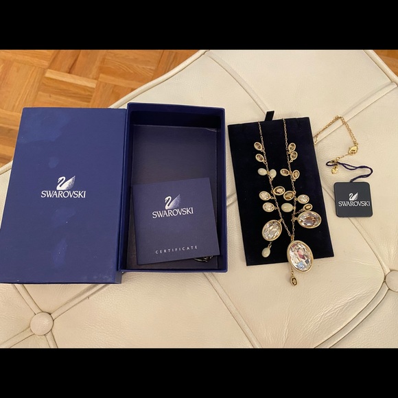 Swarovski crystals necklace - Picture 1 of 4